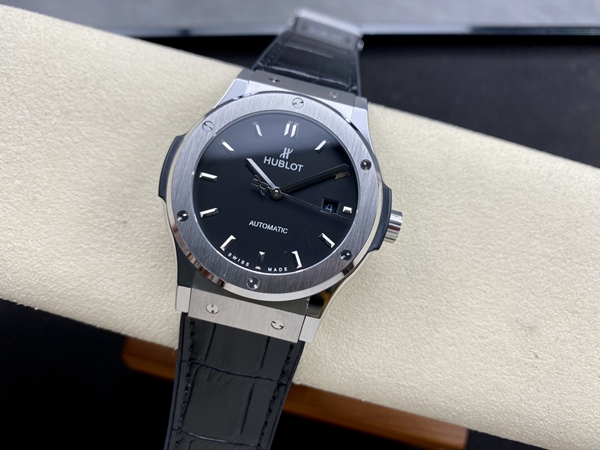 ウブロコピー時計側面デザイン